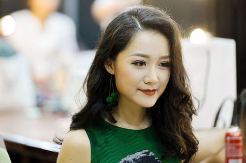 BTV thời sự Thu Hà hài hước kể chuyện bị chồng 'mắng'