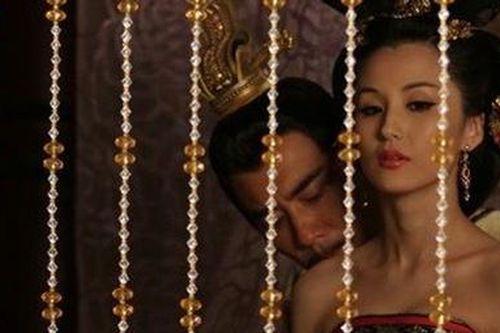 3 lý do khiến hoàng đế Trung Quốc ít người sống qua tuổi 50