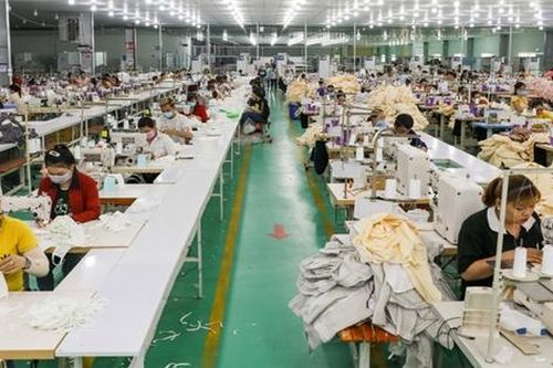 Cơ hội mới cho dệt may giữa dịch Covid-19