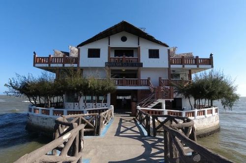 Khách sạn, resort sẵn sàng tiếp nhận người cách ly y tế