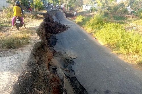 Tiếp tục sụp lún nghiêm trọng ở vùng ngọt tỉnh Cà Mau