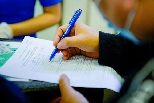 Từ nay, đi xe khách cũng phải khai báo y tế bắt buộc