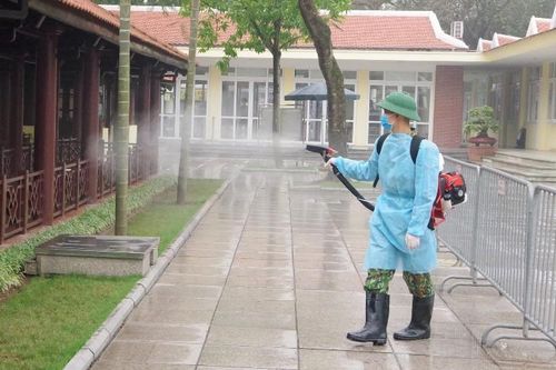Tạm dừng tổ chức lễ viếng Chủ tịch Hồ Chí Minh từ 23/3 vì Covid-19