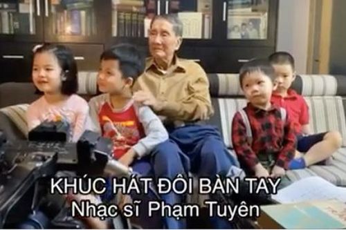 Covid-19: Bất ngờ với ca khúc 'Khúc hát đôi bàn tay' của nhạc sĩ Phạm Tuyên