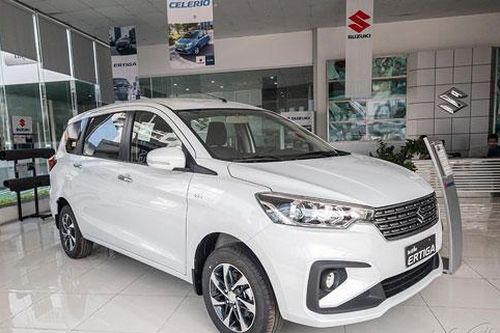 XE HOT (22/3): Chevrolet Colorado giảm giá 'kịch sàn', những mẫu xe 7 chỗ đáng mua tại Việt Nam
