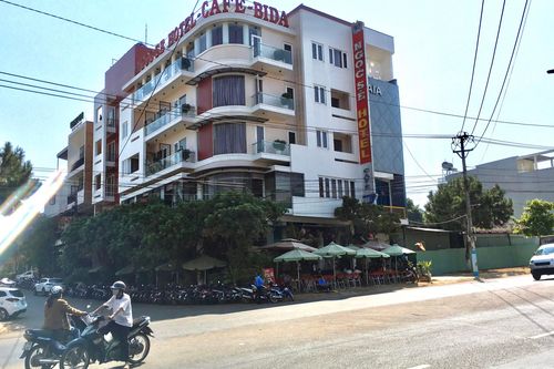 2 du khách người Đức lưu trú tại Khách sạn Ngọc Sê âm tính với SARS-coV-2