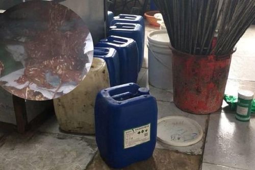 50 tấn nội tạng không rõ nguồn gốc trong trang trại ở Hải Dương