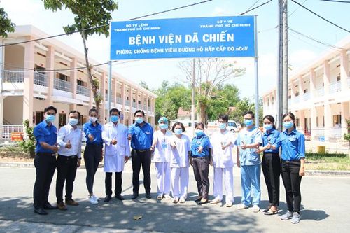 Ra mắt đội thanh niên xung kích tình nguyện tham gia phòng, chống dịch Covid-19