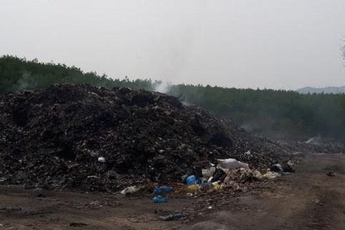 Huyện Sa Thầy, Kon Tum: Khổ vì bãi rác nằm gần khu dân cư