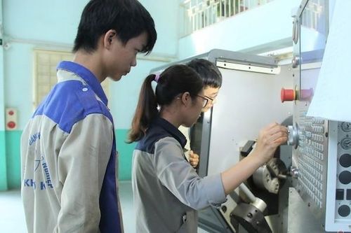 Đề xuất miễn, giảm học phí cho sinh viên trường nghề bị ảnh hưởng bởi Covid-19