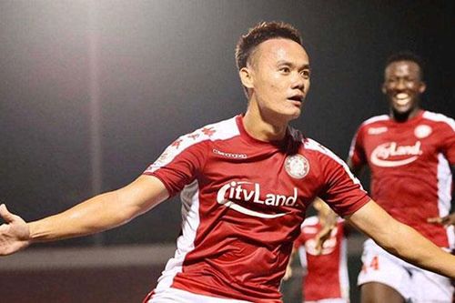 'Siêu dự bị' Xuân Nam nói gì khi dẫn đầu danh sách Vua phá lưới V-League 2020?