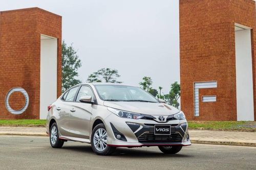 Giá ô tô tại Việt Nam đang có xu hướng giảm dần