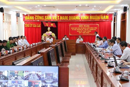 Gia Lai tập trung phát triển kinh tế-xã hội và chuẩn bị đại hội Đảng các cấp