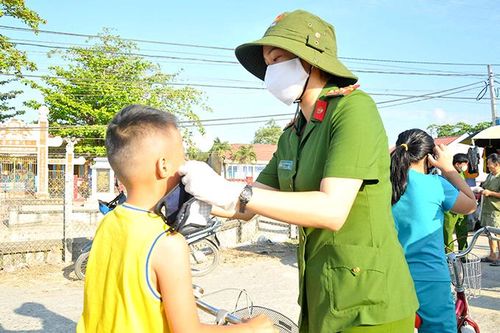 Sôi nổi ngày thứ Bảy tình nguyện