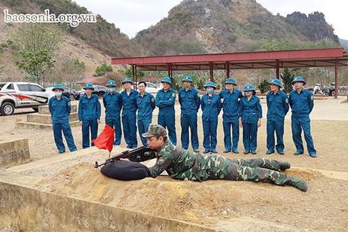 Đài Khí tượng Thủy văn khu vực Tây Bắc: Huấn luyện tự vệ năm 2020 đạt loại giỏi