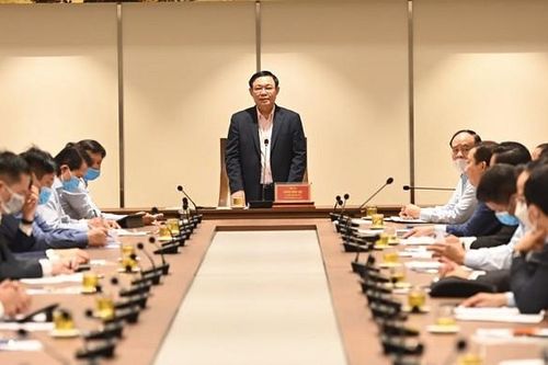 Không thể ngồi chờ khách sạn phá sản vì ế trong khi nhiều người muốn trả phí để vào cách ly
