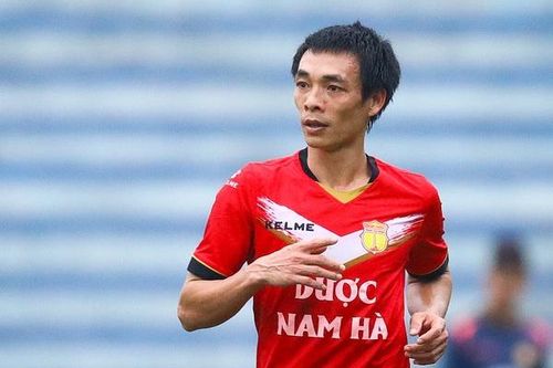 Phùng Văn Nhiên trở lại tập cùng Nam Định ở tuổi 38