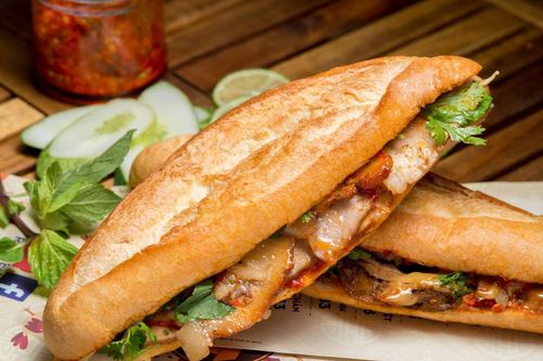 Bánh mì Việt xuất hiện trên trang chủ Google