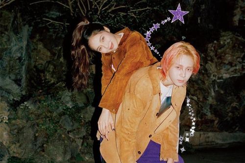 HyunA - Dawn tạo dáng khó hiểu, tiết lộ chuyện tình yêu trên tạp chí