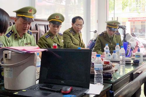 Cục quản lý thị trường Hà Nội xử phạt 7 vi phạm kinh doanh phòng dịch Covid-19
