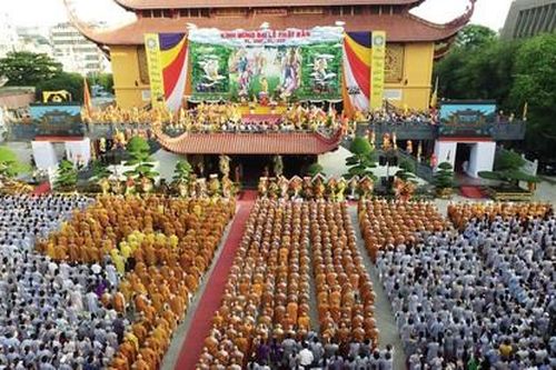 Không tập trung đông người vào dịp đại lễ Phật đản