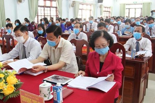 Đồng chí Trương Thị Mai dự đại hội đại biểu điểm tại Vĩnh Long