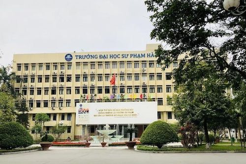 Ứng phó với dịch bệnh: Các trường đại học dần chuyển sang thế chủ động