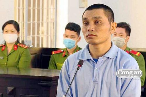 Gã cha dượng đồi bại