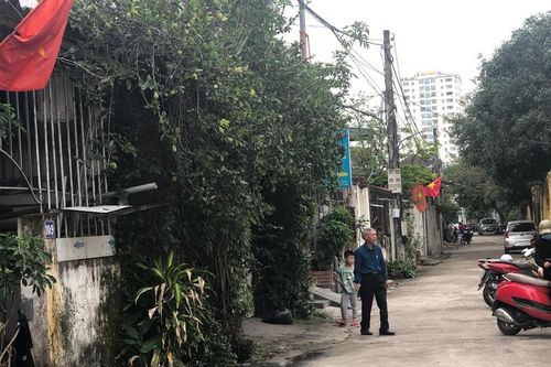 105 hộ dân 'sống lay lắt' bên thành cổ Vinh