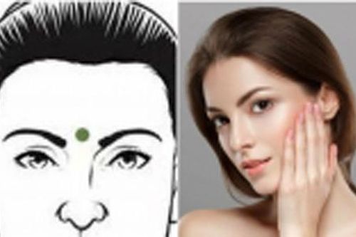 Phụ nữ U40 cứ tích cực massage hàng ngày lên 4 vị trí này của khuôn mặt có thể kéo dài tuổi xuân