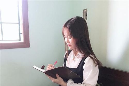 Việc làm ý nghĩa của cô giáo đang cách ly để phòng tránh COVID-19