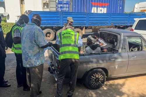 Phát hiện 60 thi thể người di cư trong thùng xe tải ở Mozambique
