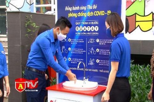 Khánh thành trạm rửa tay dã chiến tại khu ký túc xá A6 Pháp Vân – Tứ Hiệp