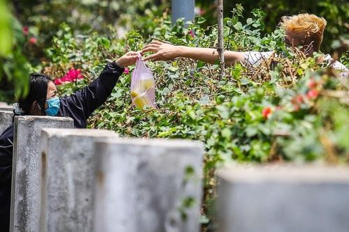 'Cách ly 14 ngày, không thiếu thốn đến mức phải tiếp tế, thăm nuôi'