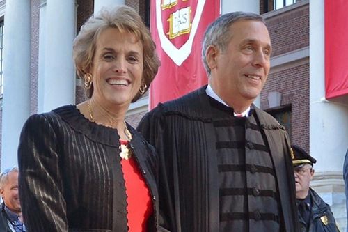 Hiệu trưởng ĐH Harvard và vợ mắc Covid-19