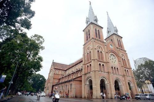 Tổng giáo phận TP.HCM tạm ngưng các thánh lễ