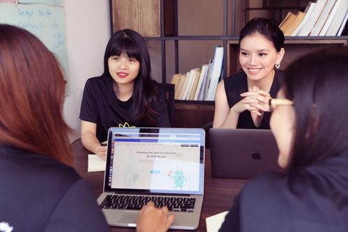 Startup giáo dục hỗ trợ học tiếng Anh chuẩn miễn phí tại nhà mùa dịch