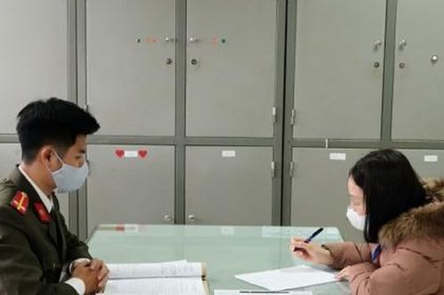 Tung tin sai sự thật về dịch COVID-19, 2 người phụ nữ tại Hà Nội bị xử lý