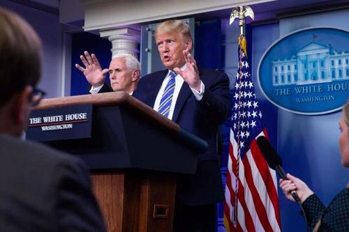 Ông Trump lặng lẽ nhờ đồng minh giúp đối phó khủng hoảng COVID-19