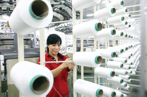 Dịch COVID-19 khiến FDI vào Việt Nam giảm mạnh