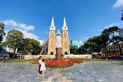 Nhà thờ ở TPHCM ngưng tổ chức thánh lễ trong mùa dịch COVID-19
