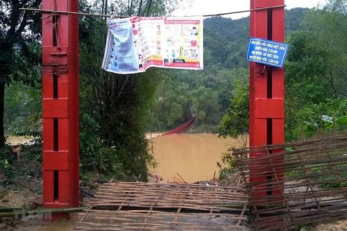 Dông lốc, mưa đá gây thiệt hại trên địa bàn tỉnh Lào Cai