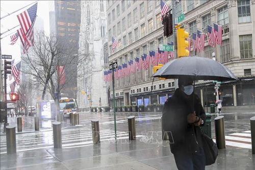 Mỹ khuyến cáo người dân tự cách ly 14 ngày khi rời New York