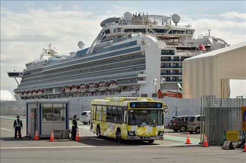 Dịch COVID-19: Du thuyền Diamond Princess được rời cảng Yokohama, Nhật Bản