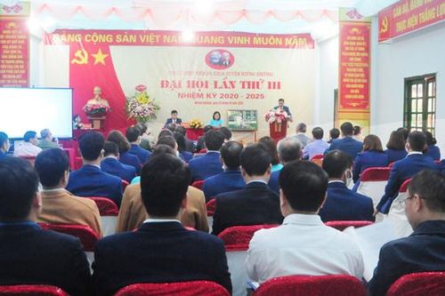 Chi bộ Bệnh viện Đa khoa huyện Mường Khương tổ chức đại hội điểm