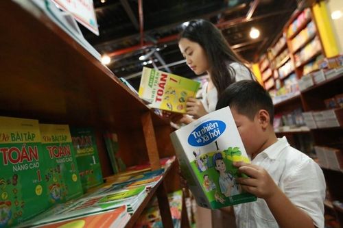 Nhà Xuất bản Giáo dục Việt Nam công bố giá sách giáo khoa lớp 1