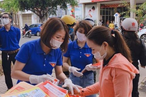 Huy động 6,3 triệu đoàn viên giúp đỡ người dân khai báo y tế