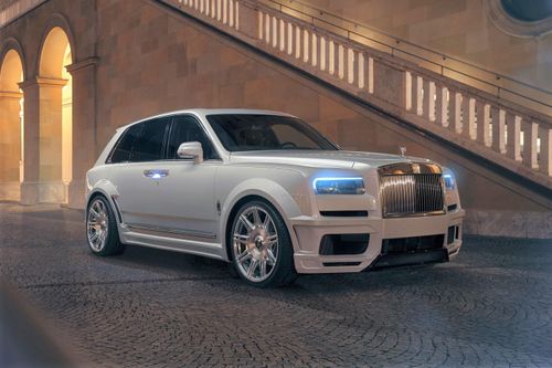 Rolls-Royce Cullinan hầm hố hơn với gói độ từ Novitec