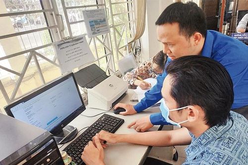 Gương sáng Bí thư Ðoàn