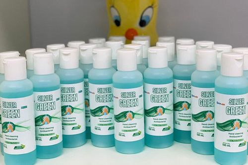 Sản xuất gel rửa tay diệt khuẩn